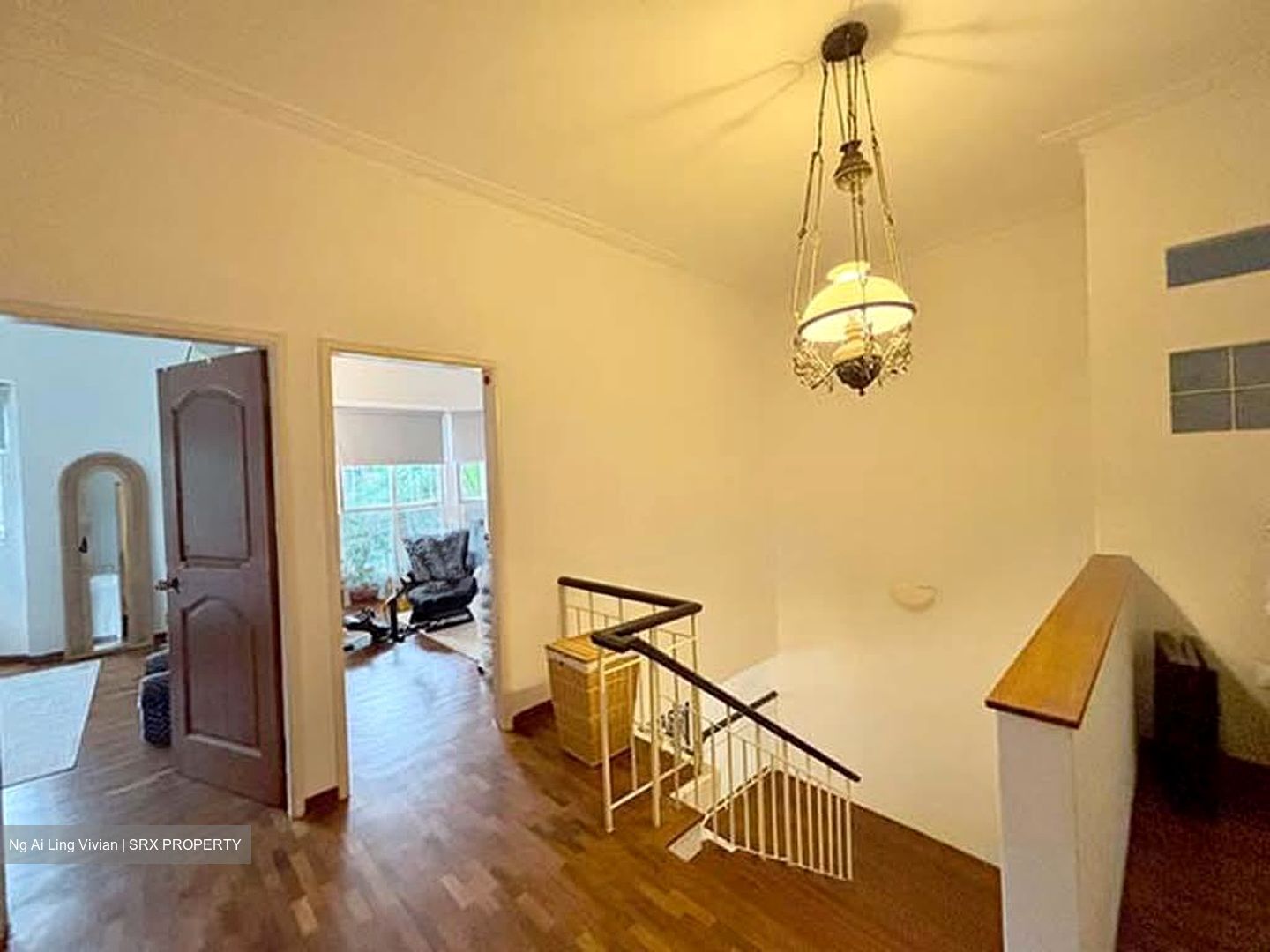 Hillcrest Park (D11), Terrace #568653621